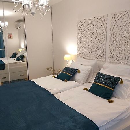 Beachfront Fontana 20 Будва Екстериор снимка